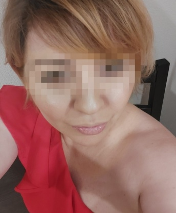 Возможности моего тела безграничны, и я наслаждаюсь доставлять удовольствие своим клиентам. Мои услуги направлены на утоление твоих сексуальных желаний и удовлетворение твоих потребностей. 🌟Живу в Москве, где принимаю интимных гостей в своей уютной квартире. 🌆Открыта для экспериментов, фото- и видеосъемок. Мои предыдущие клиенты отзываются о моей профессиональности и довольны проведенным временем со мной. 💫Уверена, что наше знакомство оставит яркие и незабываемые воспоминания. 🥰Доверься мне и разреши разбудить все твои самые скрытые желания! 😘 Полина